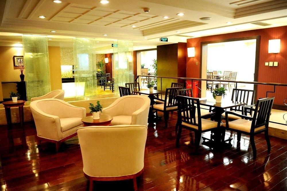 Yun-Zen Jinling World Trade Plaza Hotel Шъдзяджуан Екстериор снимка