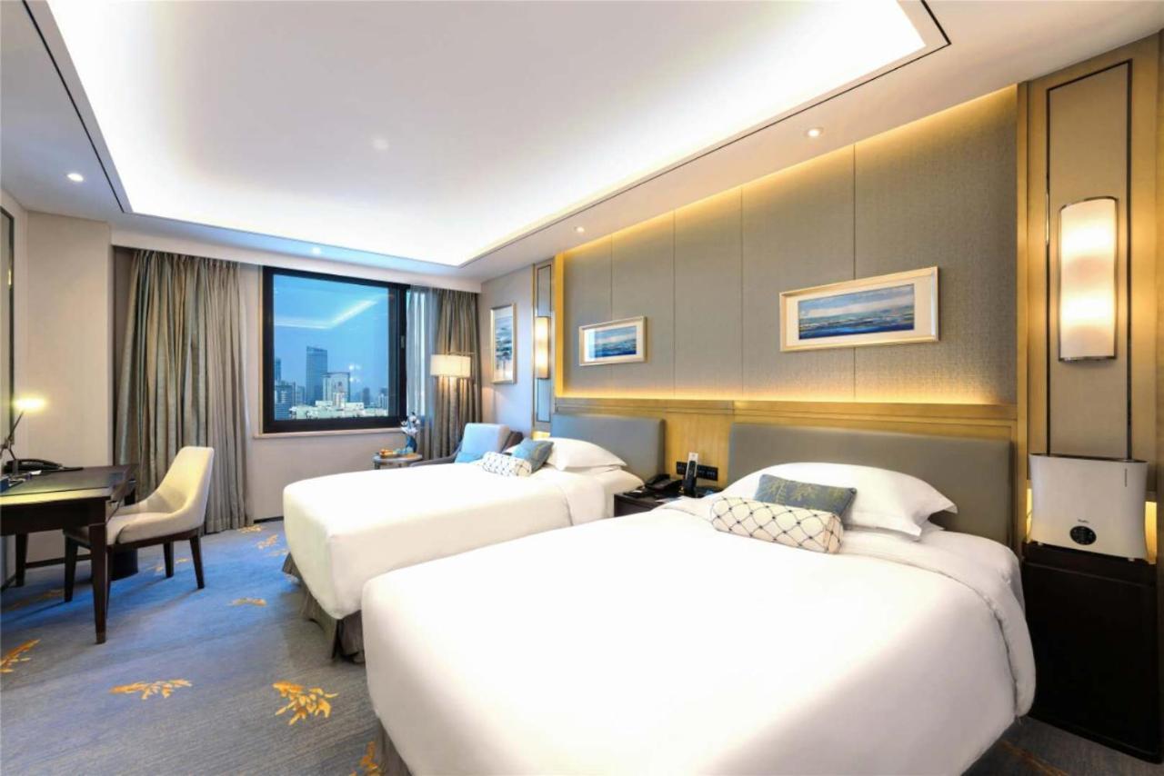 Yun-Zen Jinling World Trade Plaza Hotel Шъдзяджуан Екстериор снимка