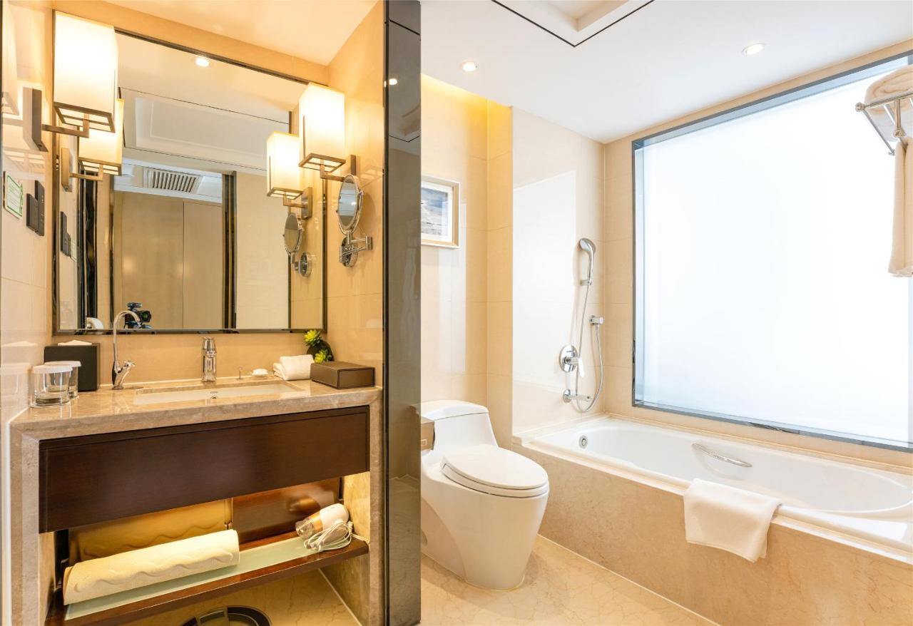 Yun-Zen Jinling World Trade Plaza Hotel Шъдзяджуан Екстериор снимка