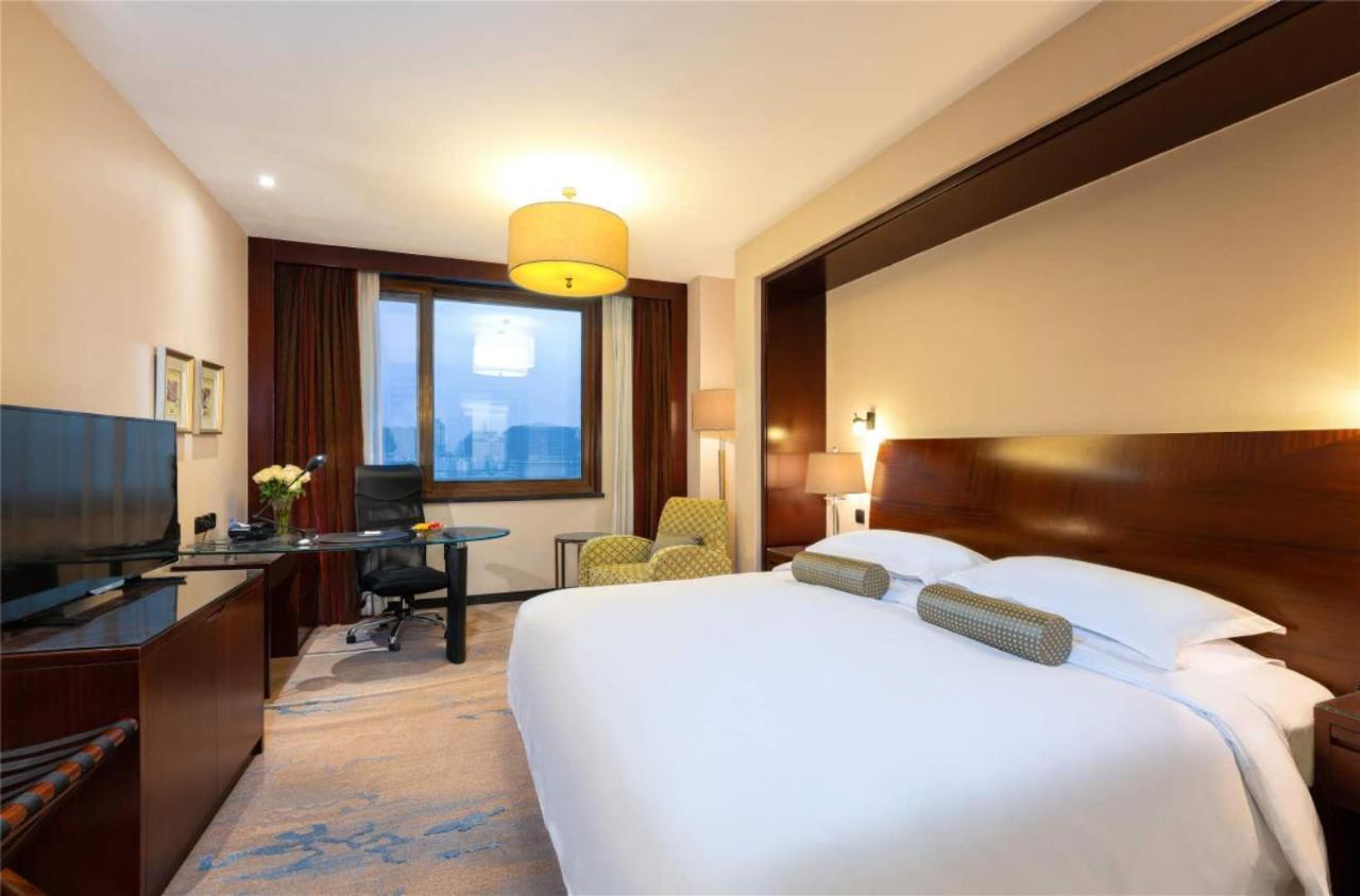 Yun-Zen Jinling World Trade Plaza Hotel Шъдзяджуан Екстериор снимка