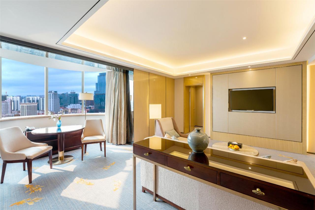 Yun-Zen Jinling World Trade Plaza Hotel Шъдзяджуан Екстериор снимка